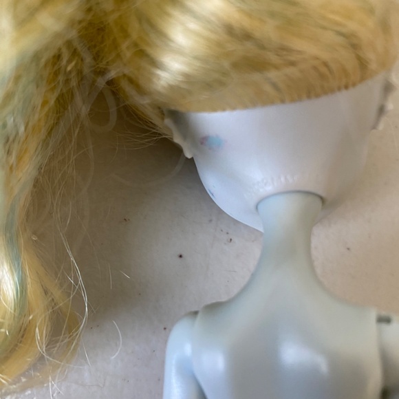 Monster High Lagoona Blue 2008 Doll Only No clothes or accessories - Picture 6 of 9